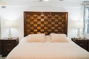 meson del capitan apartments