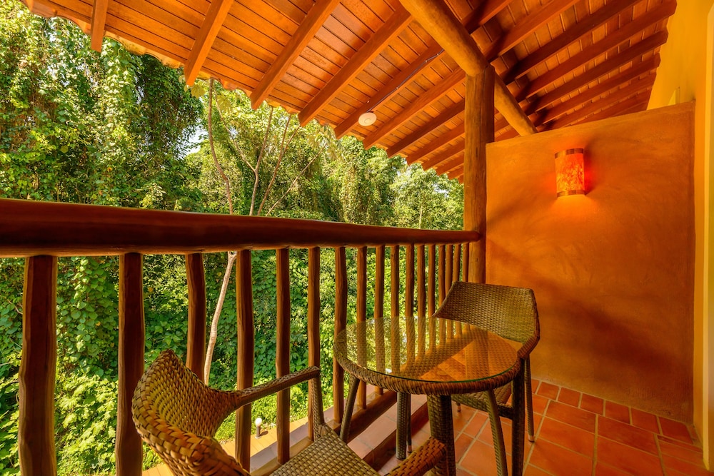 kalango hotel boutique