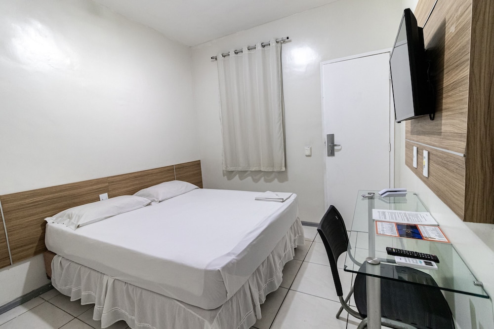 hotel aeroporto montese star
