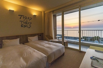 kamome slow hotel the compact