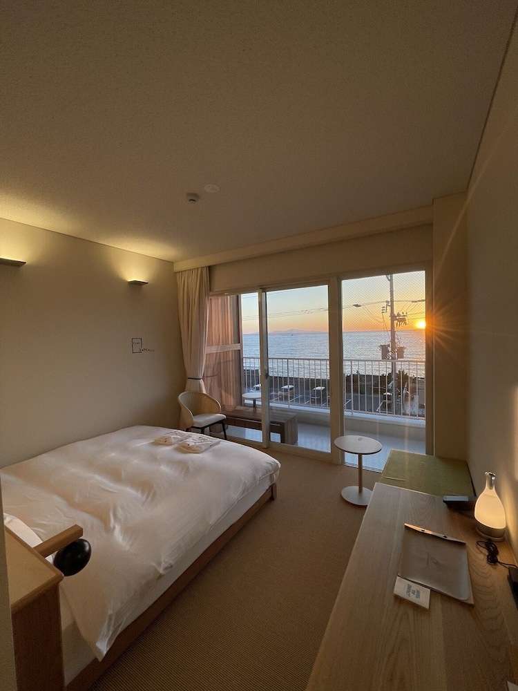 kamome slow hotel the compact