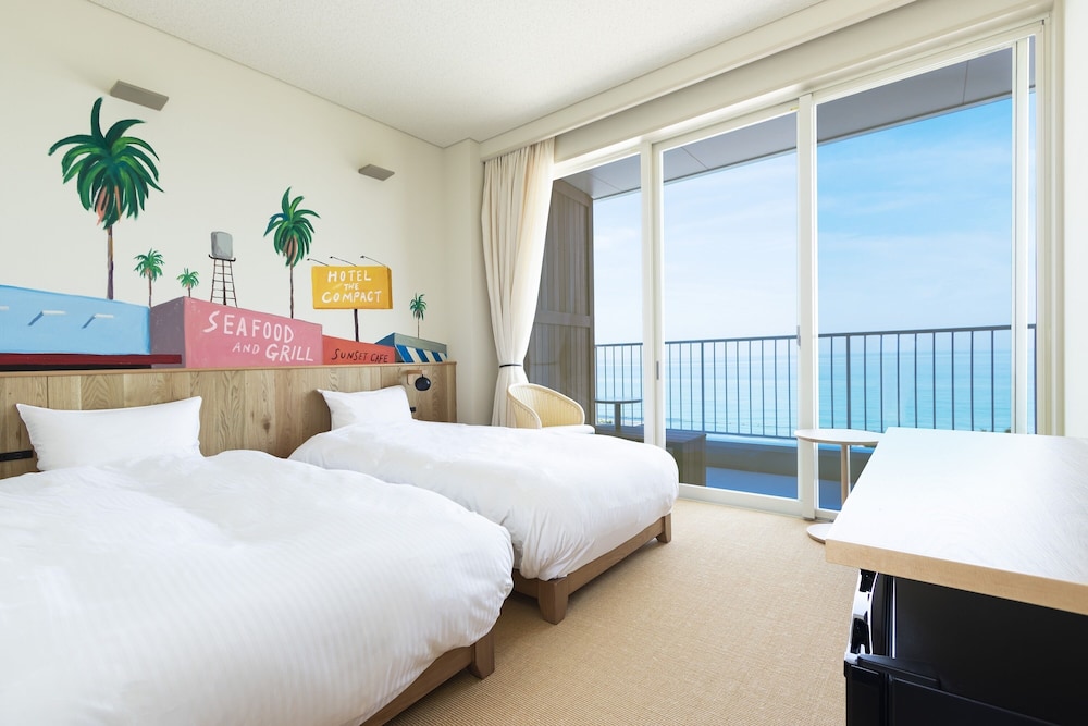 kamome slow hotel the compact