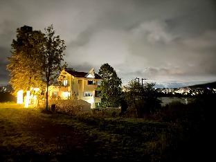 Serene Lake Castle,Talegaon Dabhade>>Pune,2 star