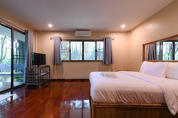 suanpung bonsai village