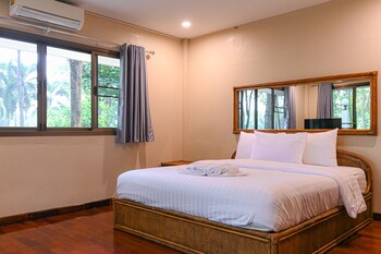 suanpung bonsai village