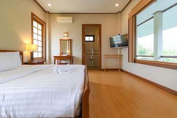 suanpung bonsai village