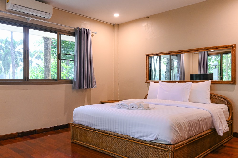 suanpung bonsai village