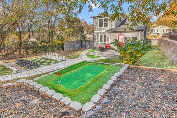 spacious house in charlotte