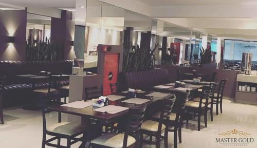 master gold express hotel