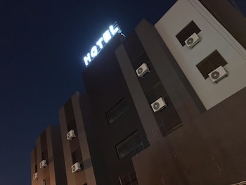 master gold express hotel