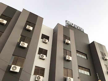 master gold express hotel
