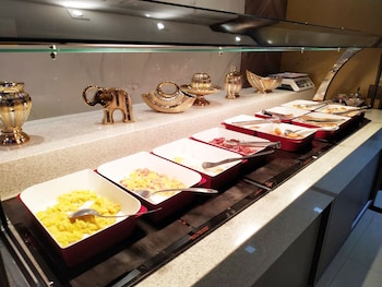 master gold express hotel