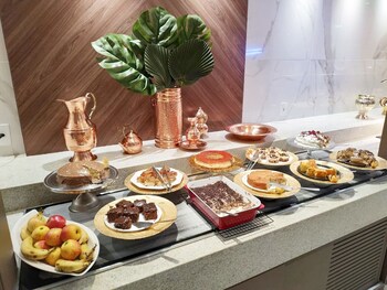 master gold express hotel