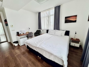 rooftop city residence