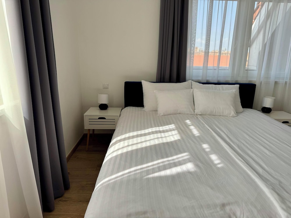 rooftop city residence