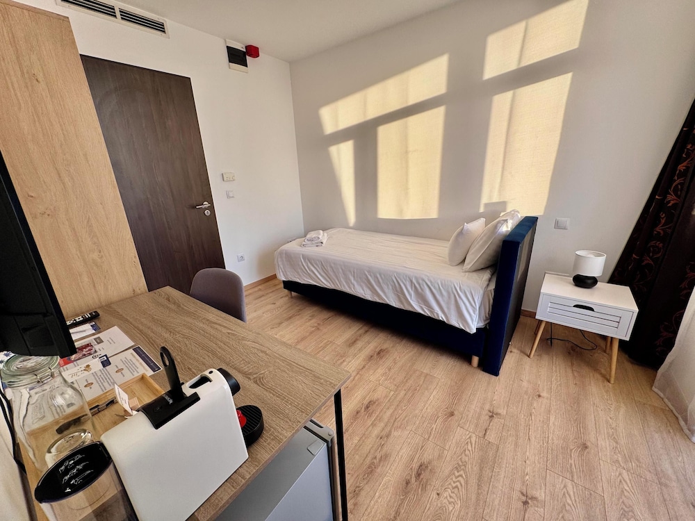 rooftop city residence