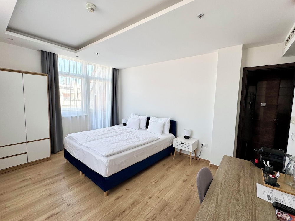 rooftop city residence