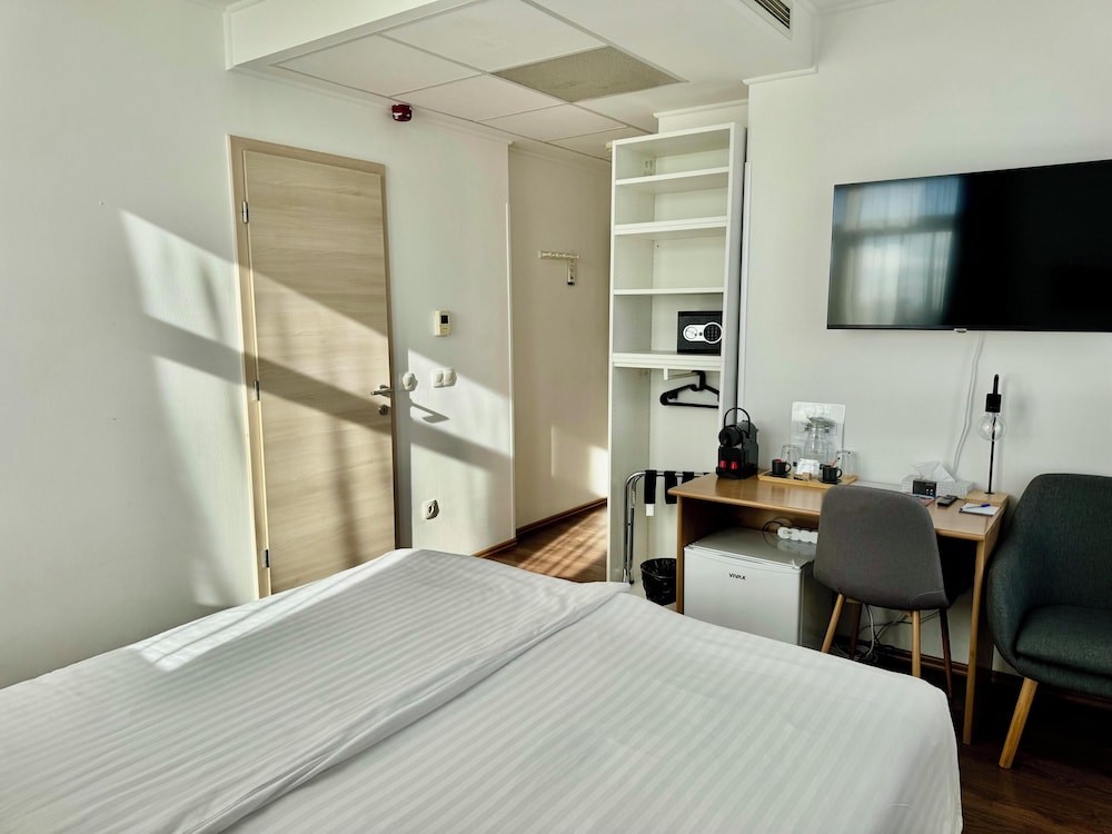 rooftop city residence