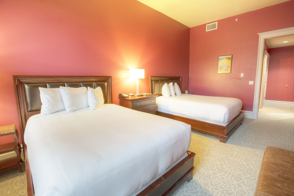 montvale hotel