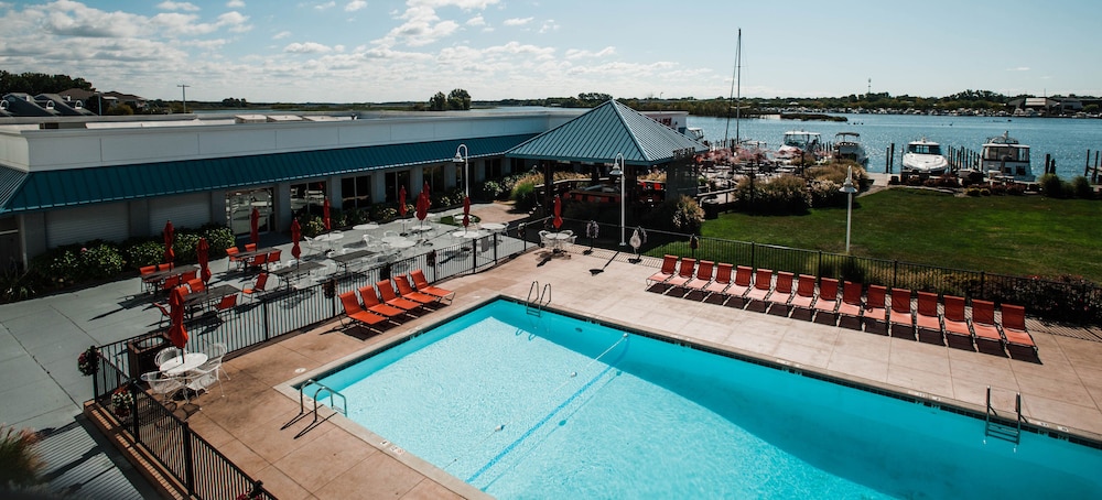holiday inn grand haven spring lake by ihg