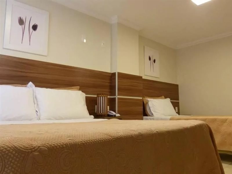 hotel serra everest