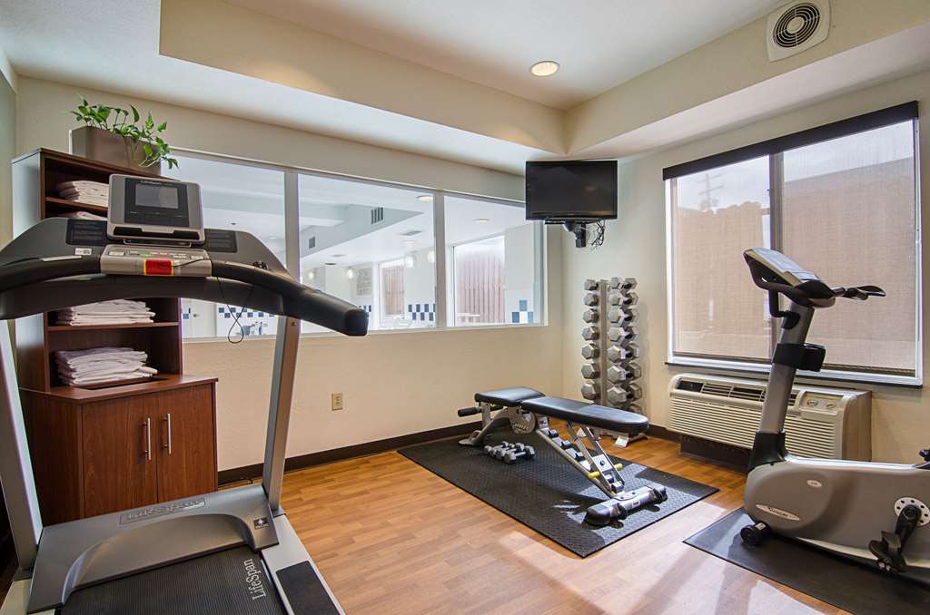 quality suites springdale west i 49