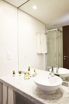 oca ribeira do porto hotel