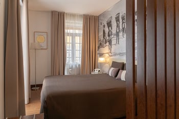 oca ribeira do porto hotel