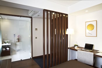 oca ribeira do porto hotel