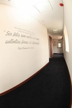 oca ribeira do porto hotel