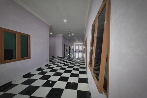 express o 91979 penginapan tondong ta