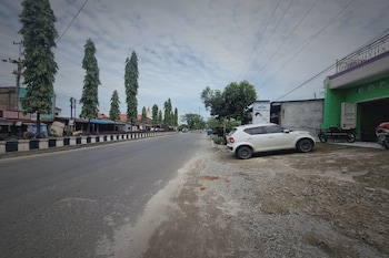 express o 91979 penginapan tondong ta