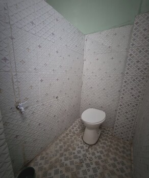 express o 91979 penginapan tondong ta