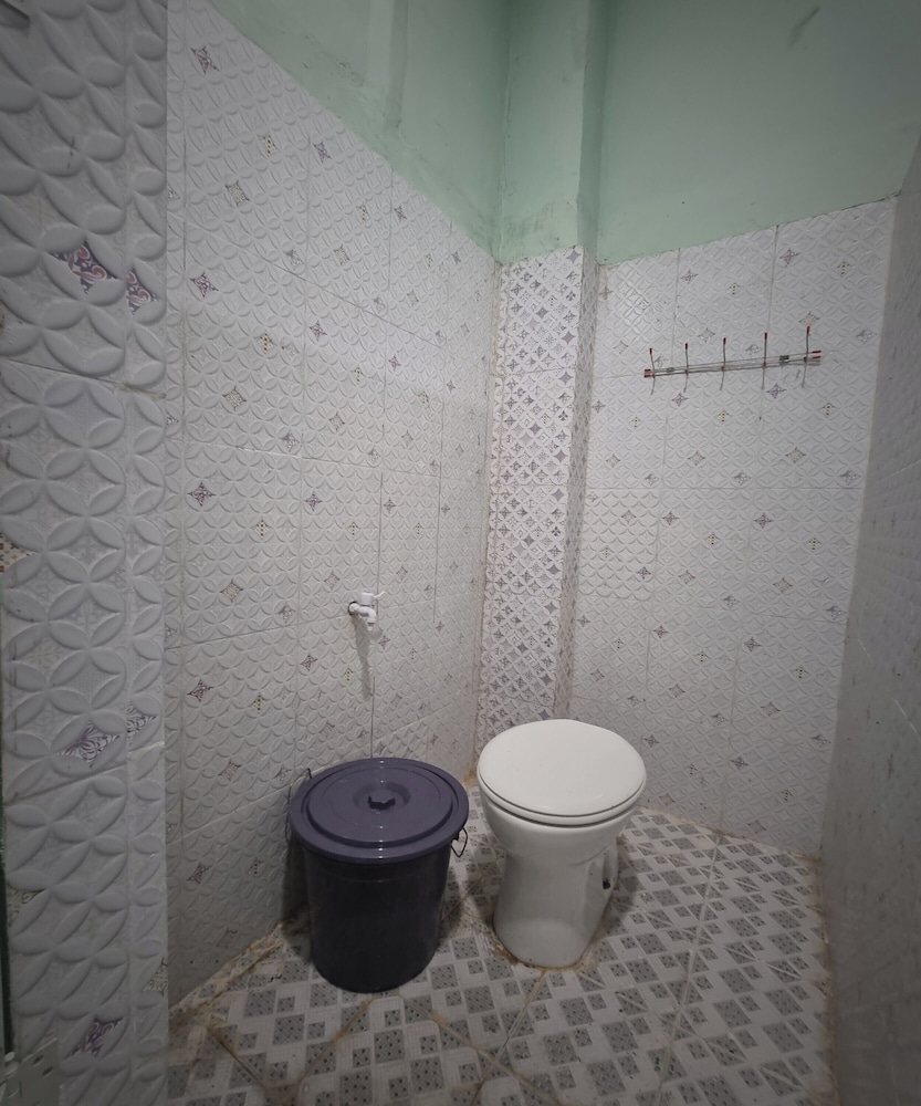 express o 91979 penginapan tondong ta