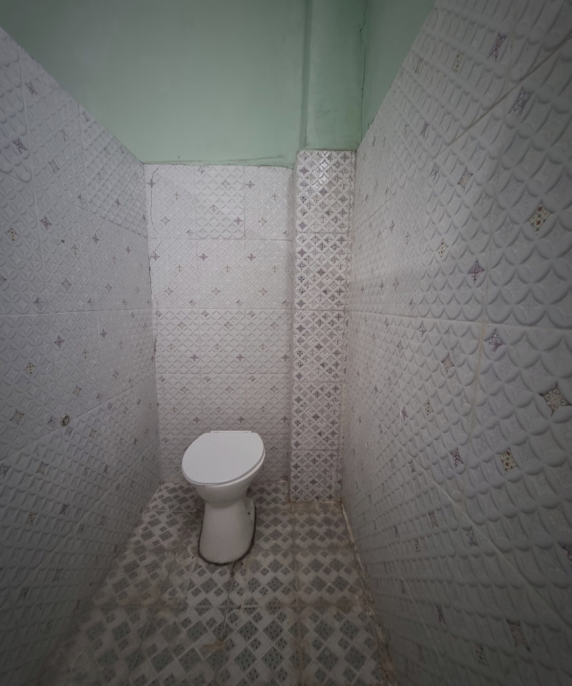 express o 91979 penginapan tondong ta