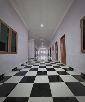 express o 91979 penginapan tondong ta