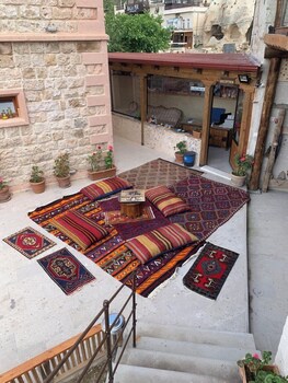 atax cave otel