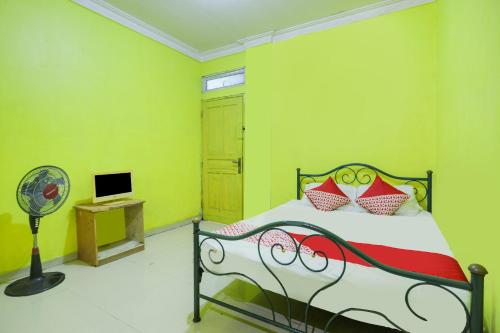spot on 91879 emes jaya homestay