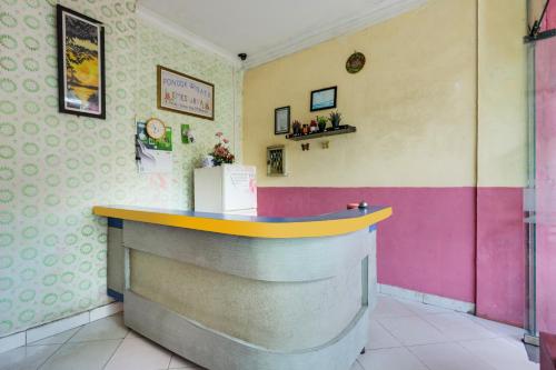 spot on 91879 emes jaya homestay