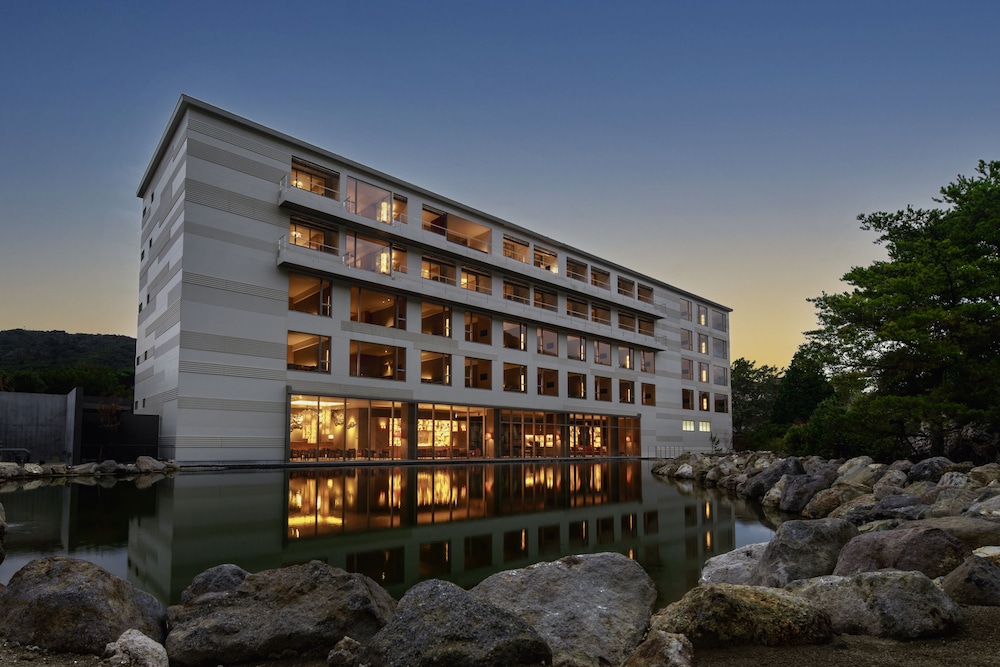 hoshino resorts kai unzen