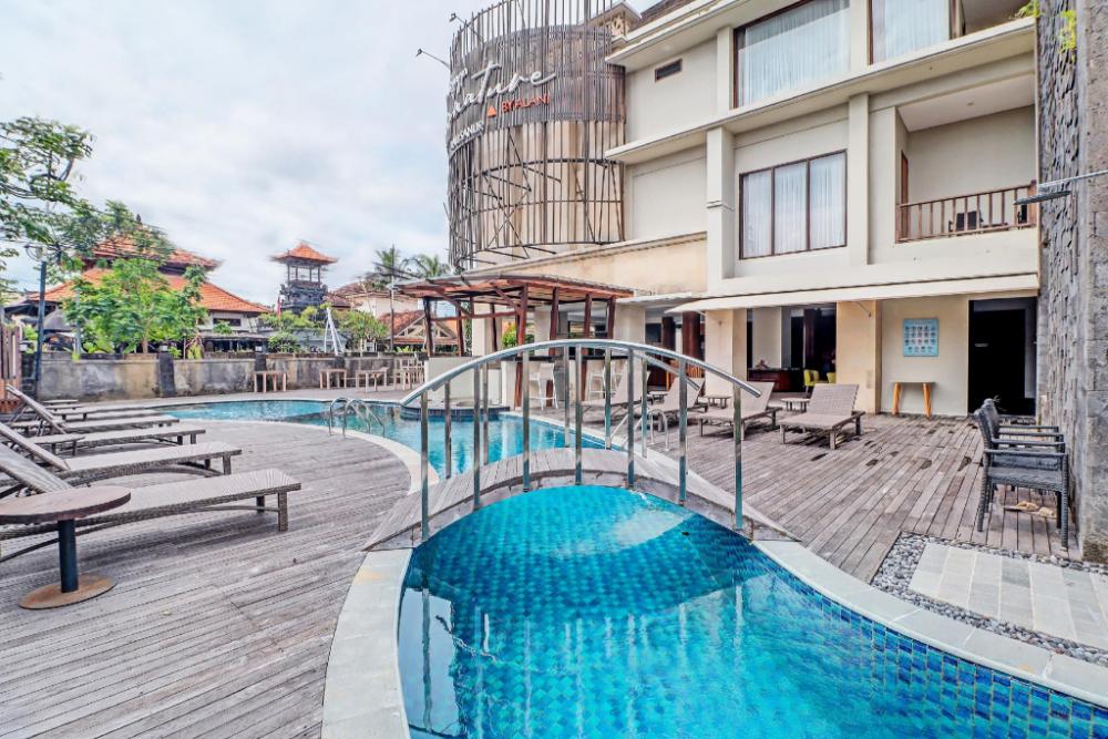 oyo townhouse oak series signature bali