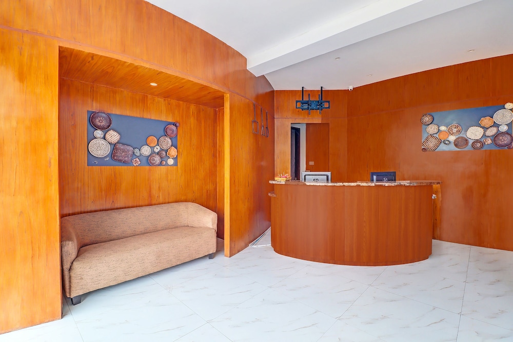 oyo townhouse oak series signature bali