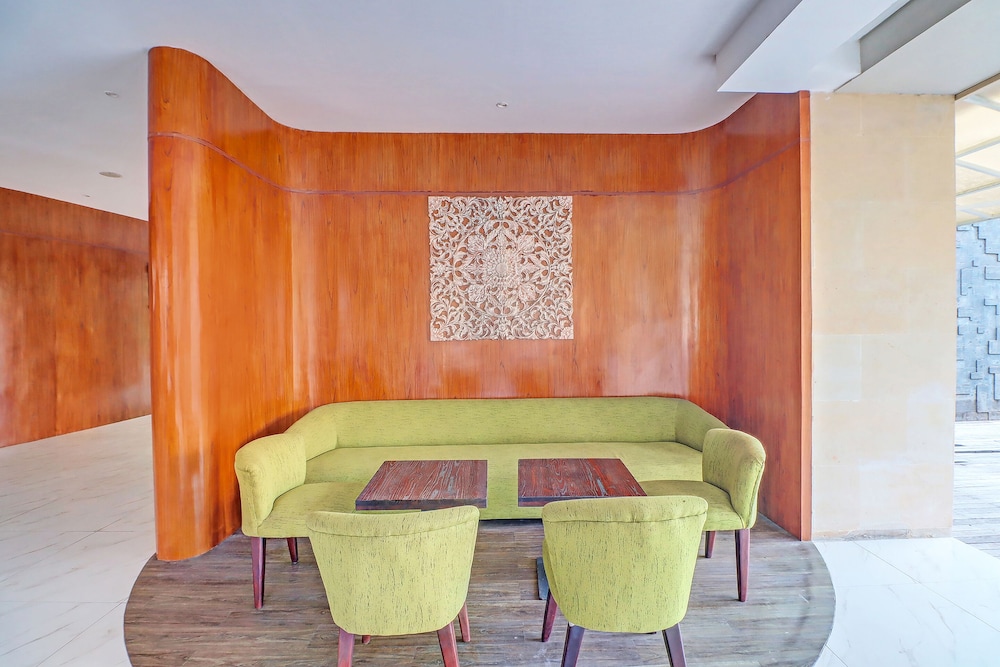 oyo townhouse oak series signature bali