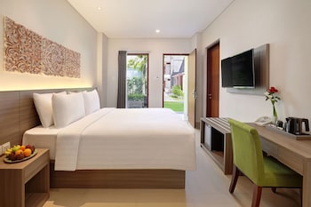 oyo townhouse oak series signature bali