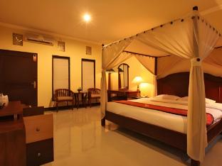 super oyo townhouse oak maxi hotel legian