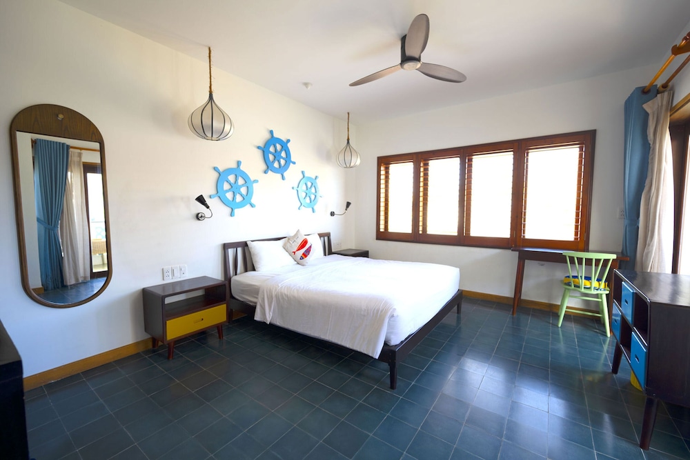 fuse beachside hoi an