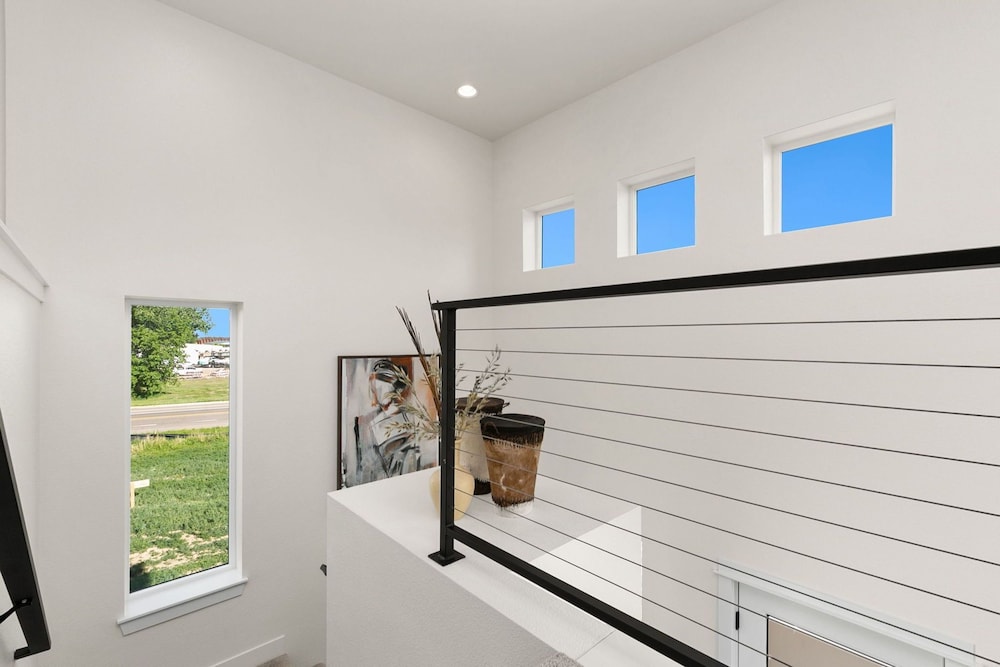 coastal chic home near new belgium and old town fc