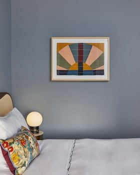 hotel genevieve