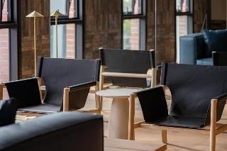 nesuto docklands apartment hotel