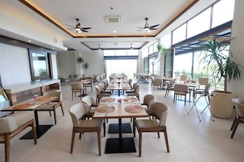 one tectona hotel